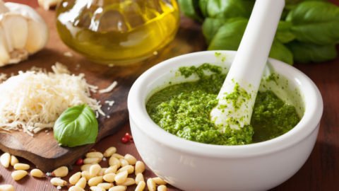 Como fazer 3 receitas de molho pesto fácil e saboroso