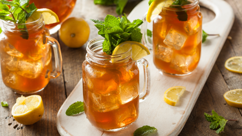 Prepare em casa: 6 receitas de chá para se refrescar no verão