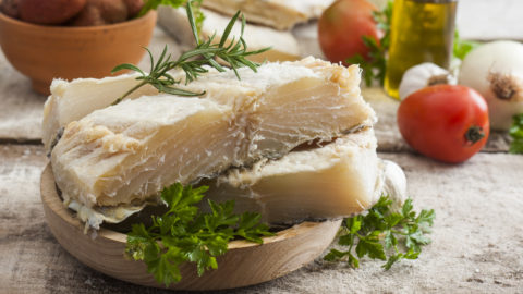 Errou na mão? Aprenda como dessalgar alimentos