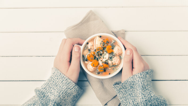 5 opções de receitas de sopas deliciosas para aquecer seu inverno