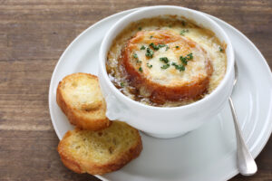 O que servir com caldos e sopas?
