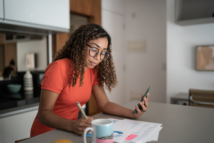 Organização financeira doméstica: dicas práticas para economizar dinheiro